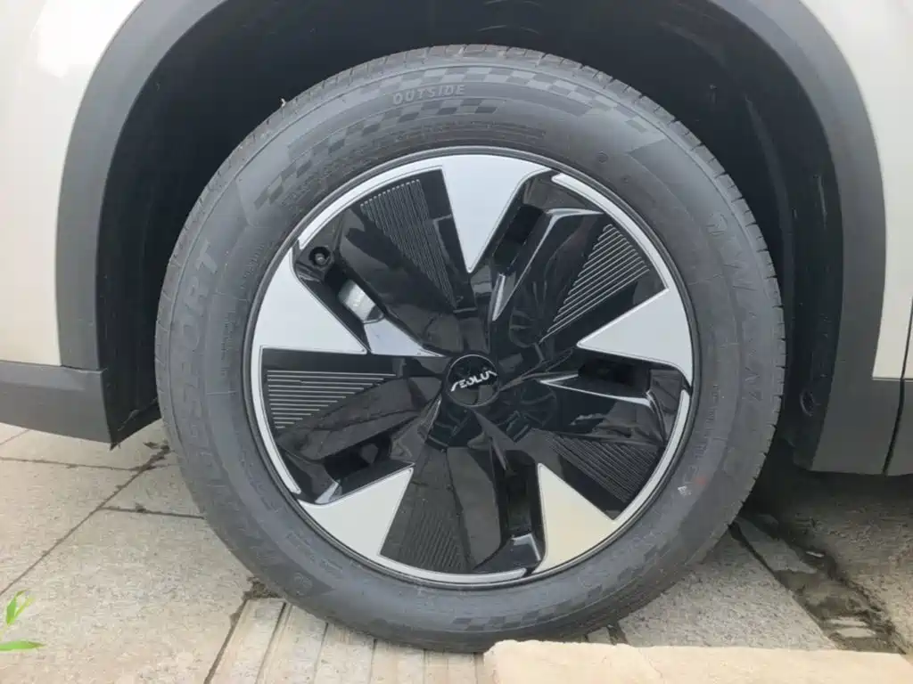Dongfeng Aeolus Dongfeng Fengshen L7 2026 2025 205 Ultra Long Range Luxury