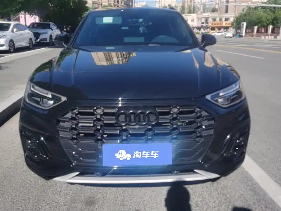 Audi Q5L 2025 45 TFSI Luxury Dynamic фото 2