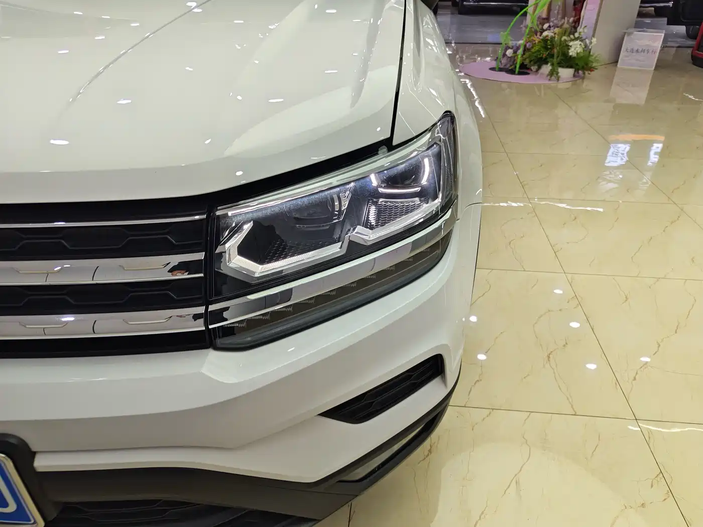Volkswagen Tharu 2022 280TSI FWD Luxury Edition фото 9