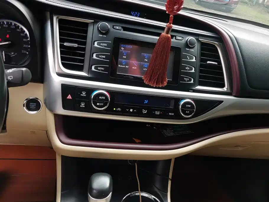 Toyota Highlander 2015 2.0T AWD Luxury Edition 7-seater фото 13