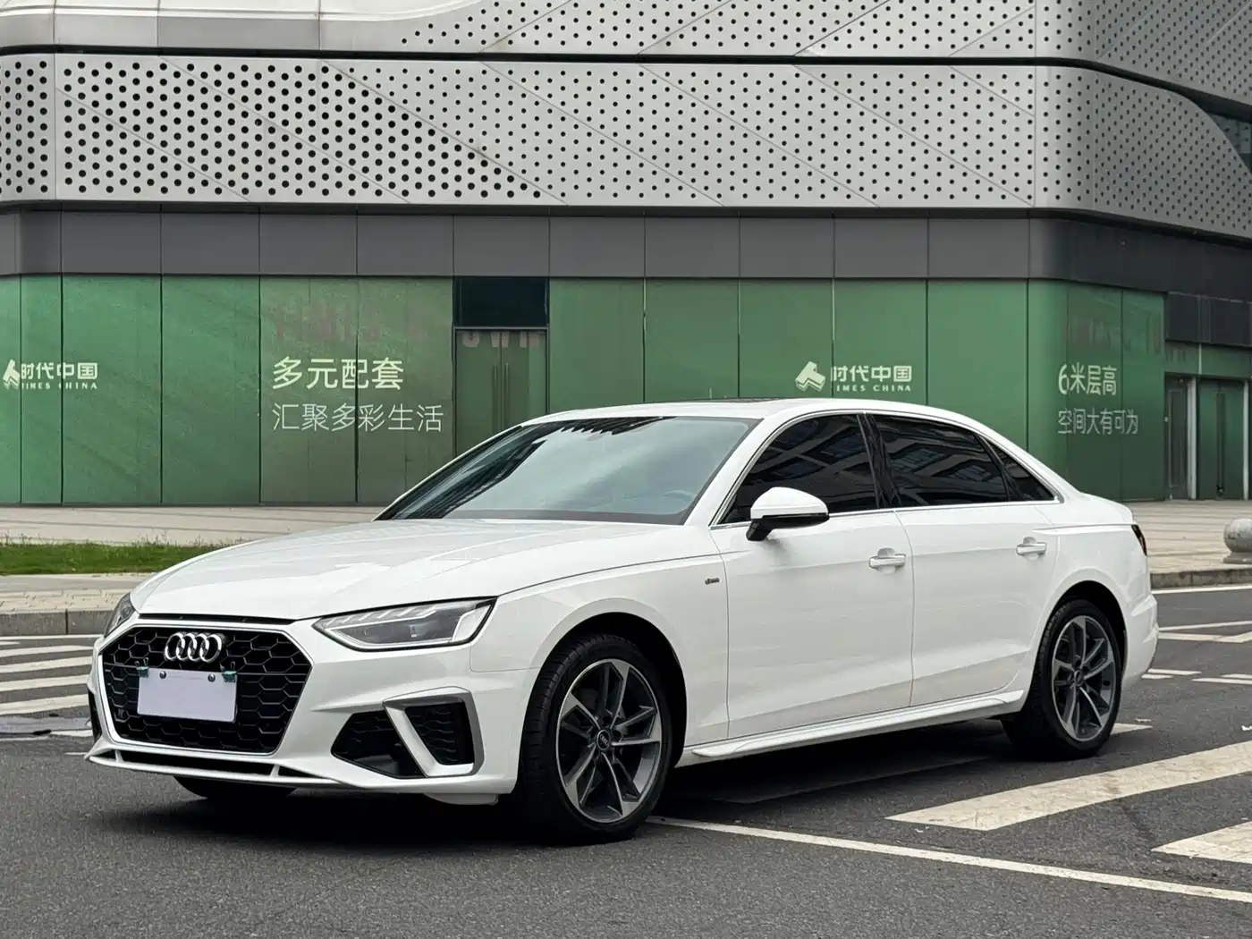 Audi A4L 2022 40 TFSI Fashion Dynamic