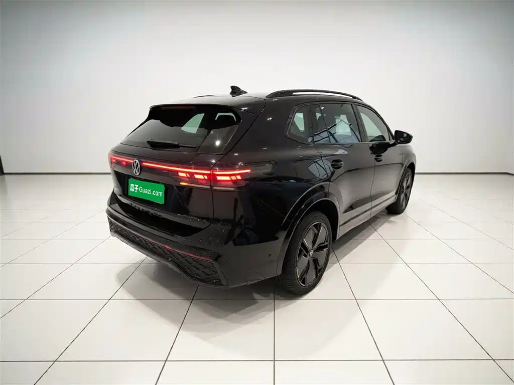 Volkswagen Tiguan L 2024 PRO 330TSI 2WD R-Line Smart Edition фото 7