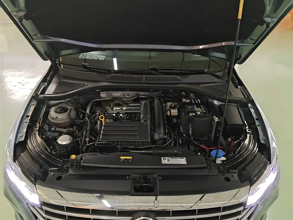Volkswagen Lavida 2023 Model 280TSI DSG Eternal Edition фото 16