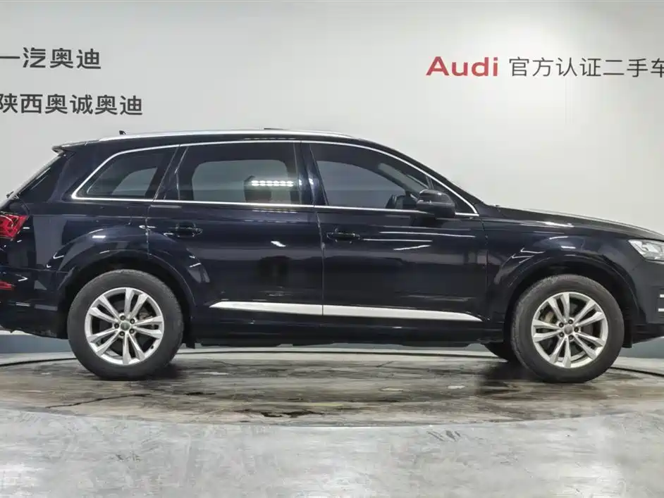 Audi Q7 2019 45 TFSI Comfort фото 3
