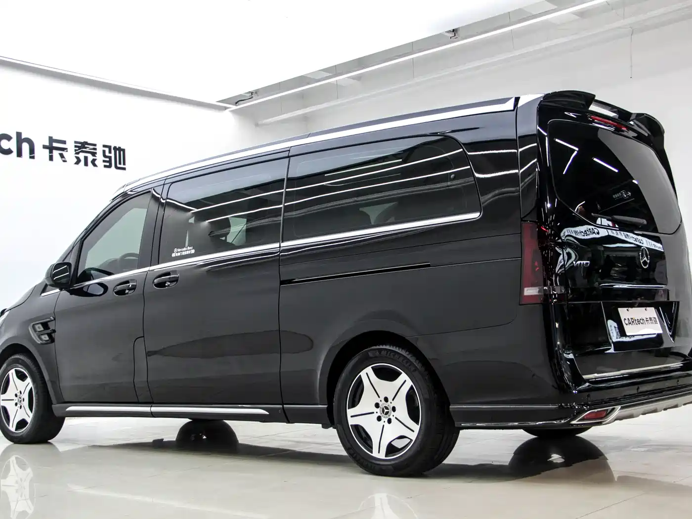 Mercedes-Benz Vito 2023 2.0T Business 7-Seater фото 33