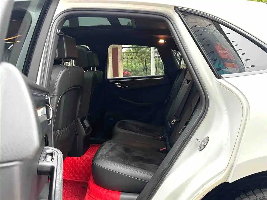 Porsche Macan 2014 Macan 2.0T фото 10