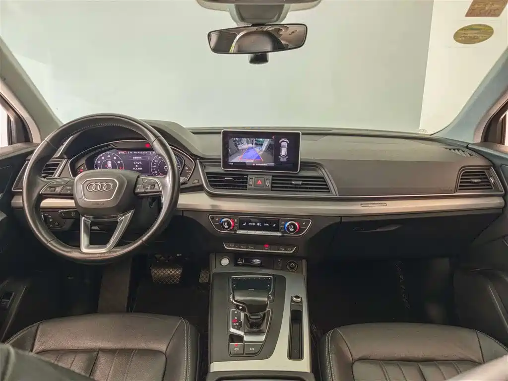 Audi Q5L 2020 Facelift 40 TFSI Honor Fashion фото 7