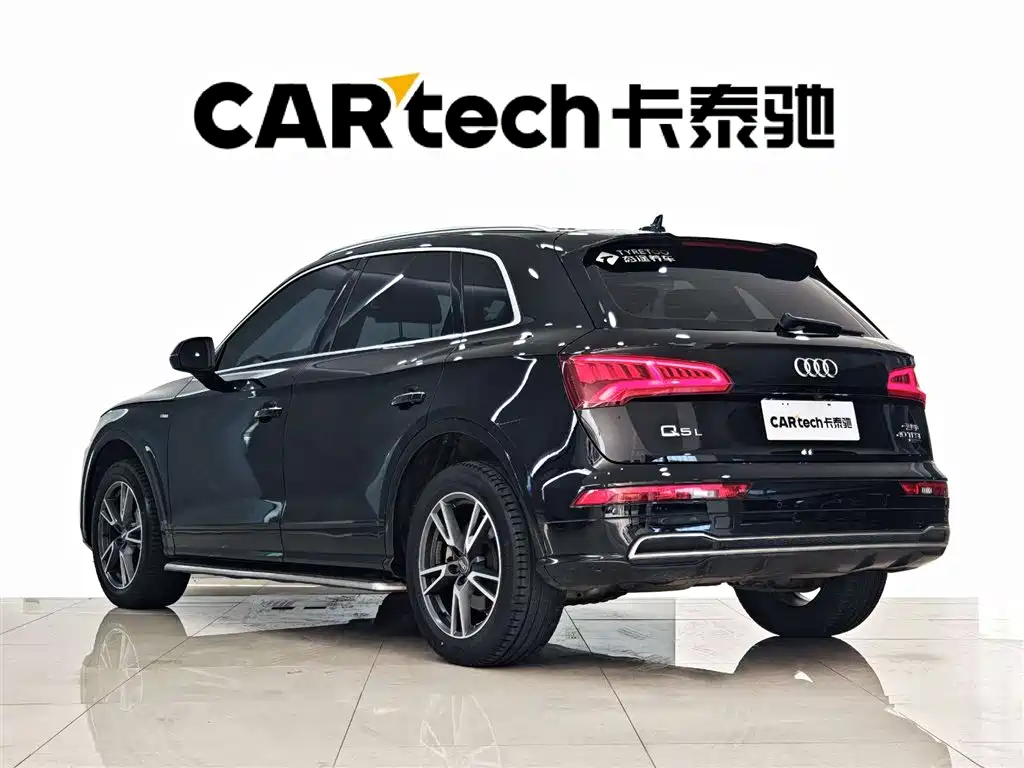 Audi Q5L 2020 Facelift 40 TFSI Honor Fashion фото 6