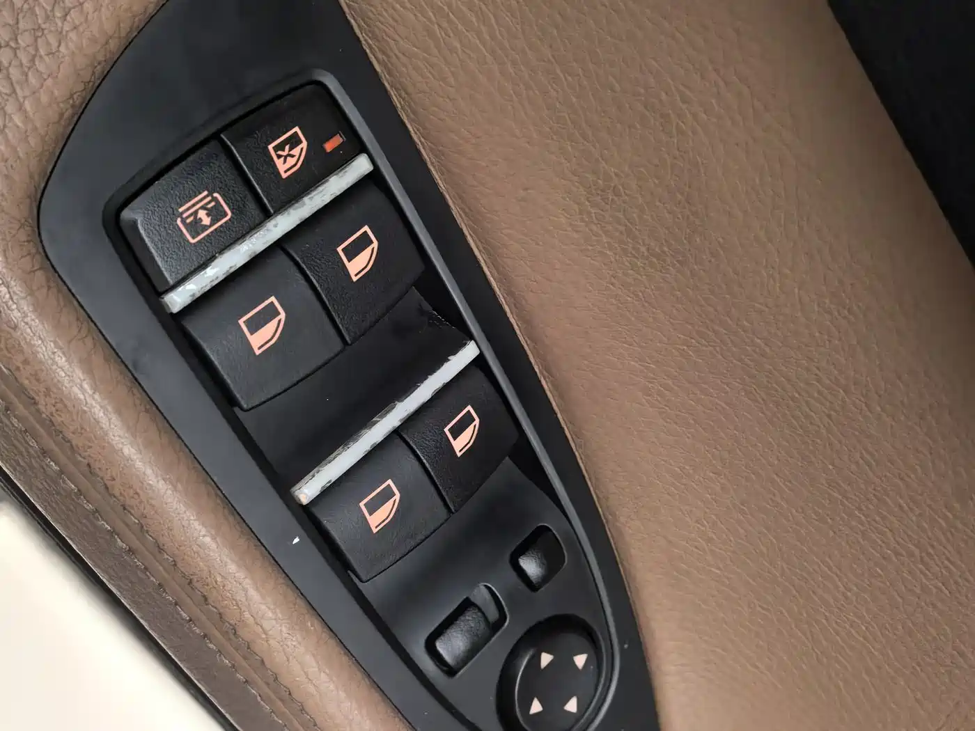 BMW 7 Series 2009 Model 740Li Leading Edition фото 13