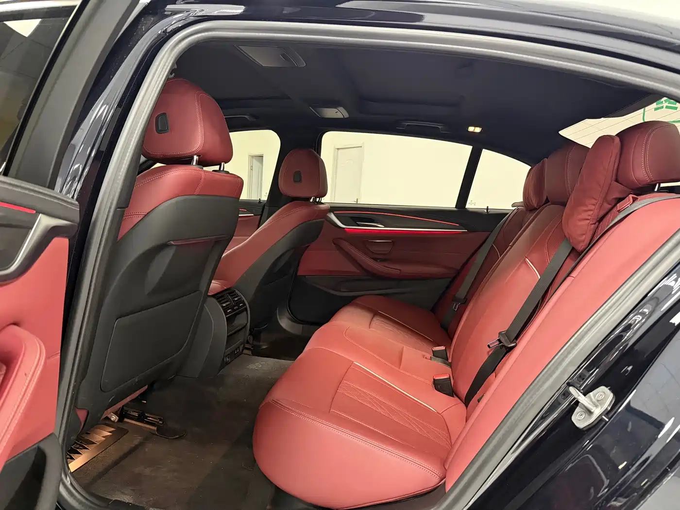 BMW 5 Series New Energy 2022 Model Second Facelift 535Le M Sport Package фото 6