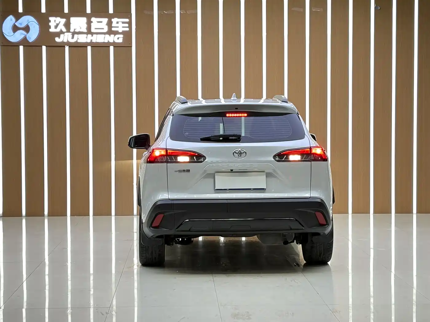 TOYOTA COROLLA SHARP AMPLIFIER