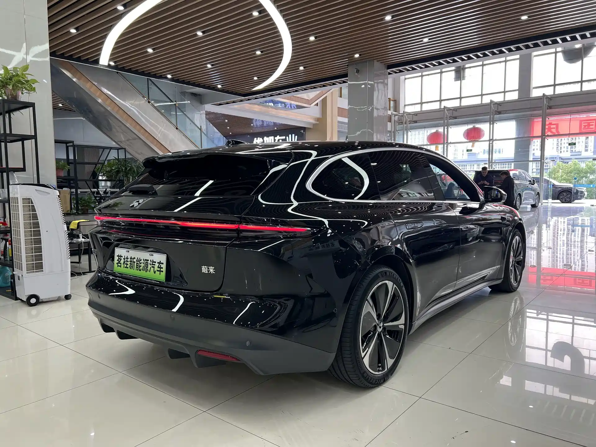 Фото 5 - NIO ET5T