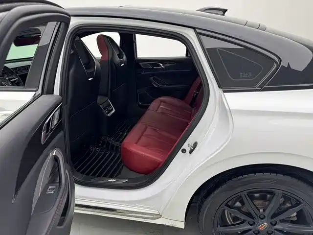 Hongqi H6 2023 2023 2.0T Premium Edition