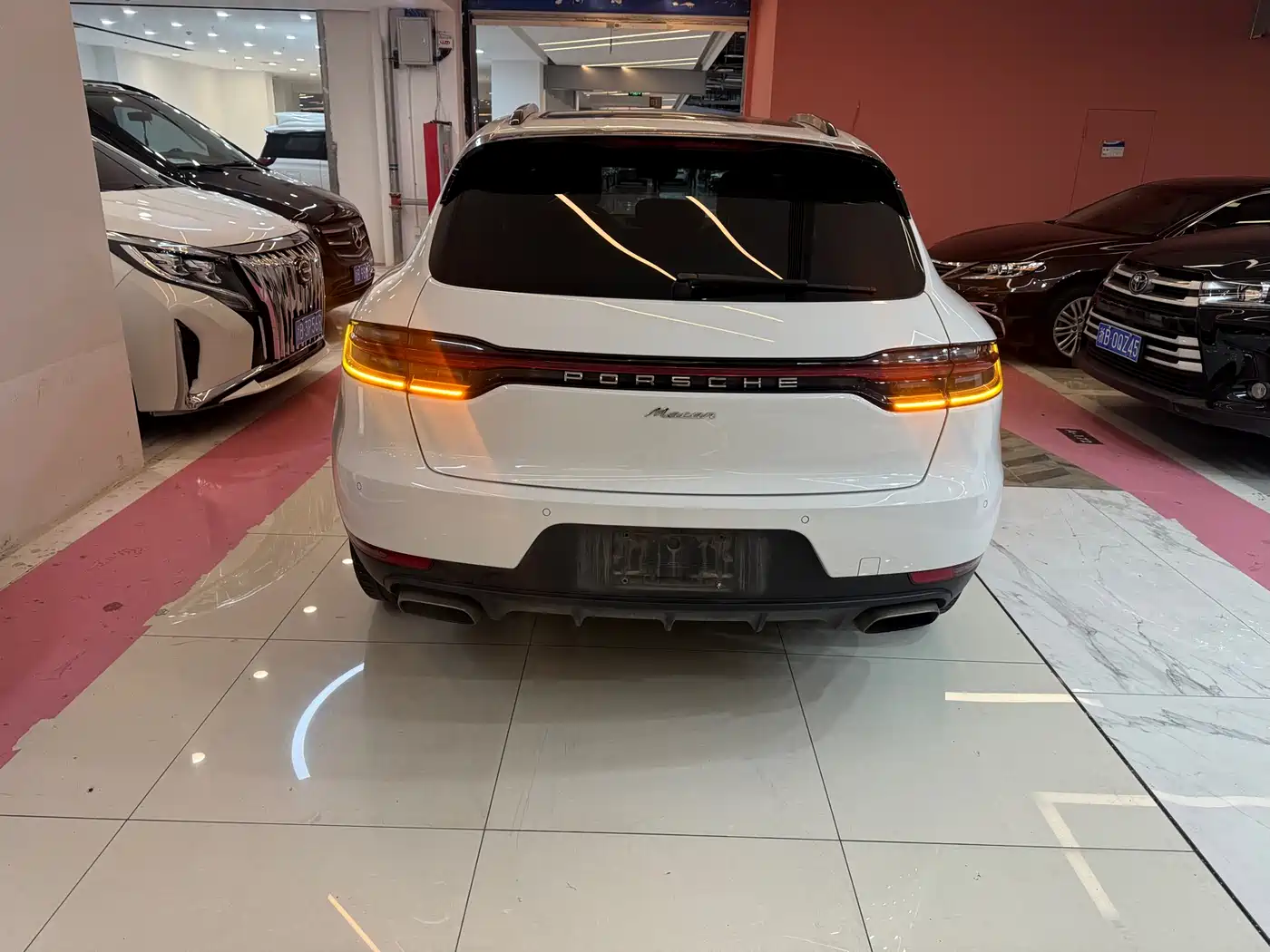 Porsche Macan 2020 Macan 2.0T фото 16