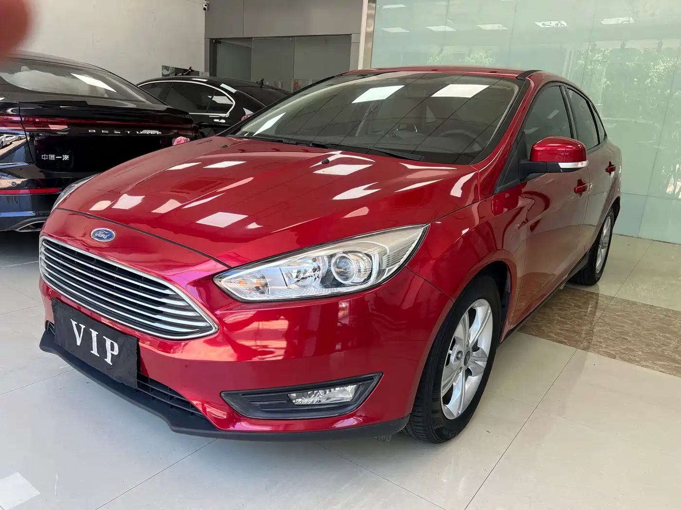 Photo 2 - Ford Focus