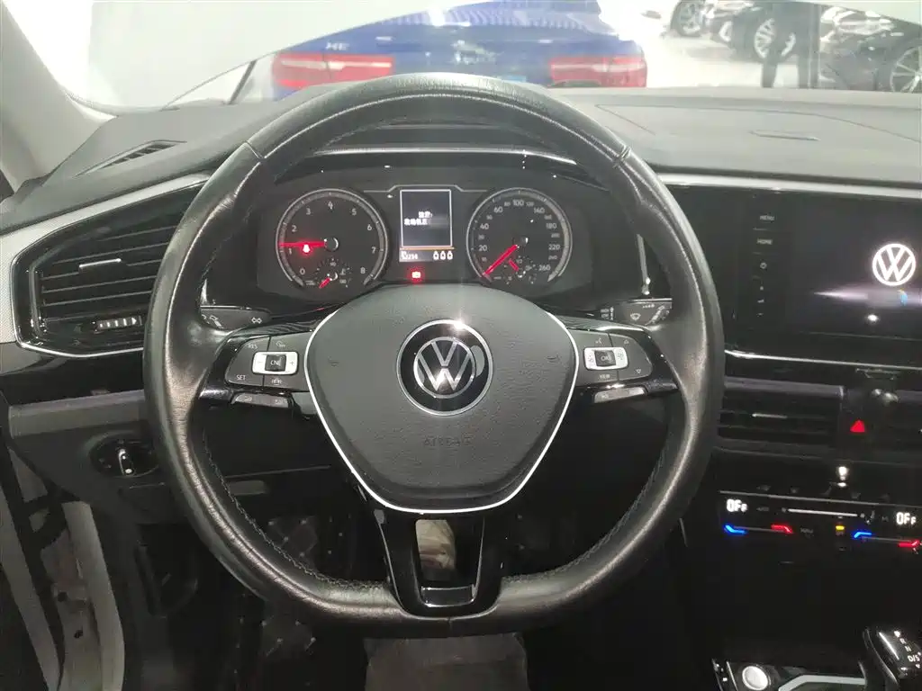 Volkswagen Tayron 2021 330TSI 2WD Luxury Smart Connect Edition фото 11