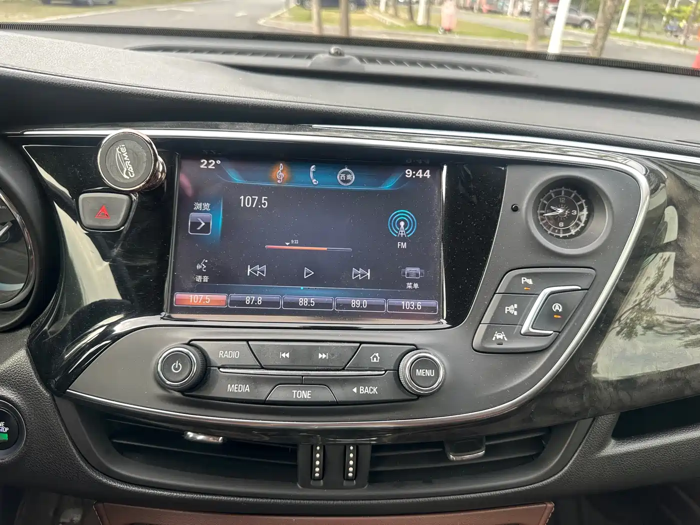 Buick Envision Plus 2016 28T 4WD Luxury фото 19