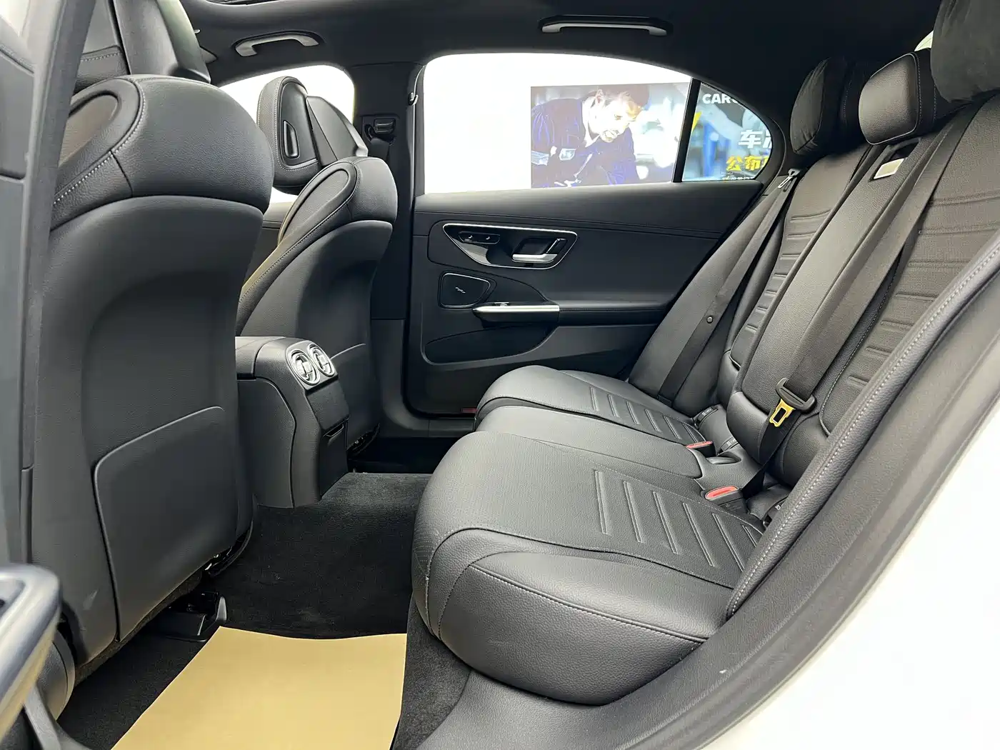 Mercedes-Benz C-Class 2022 Facelift C 260 L Sport фото 7