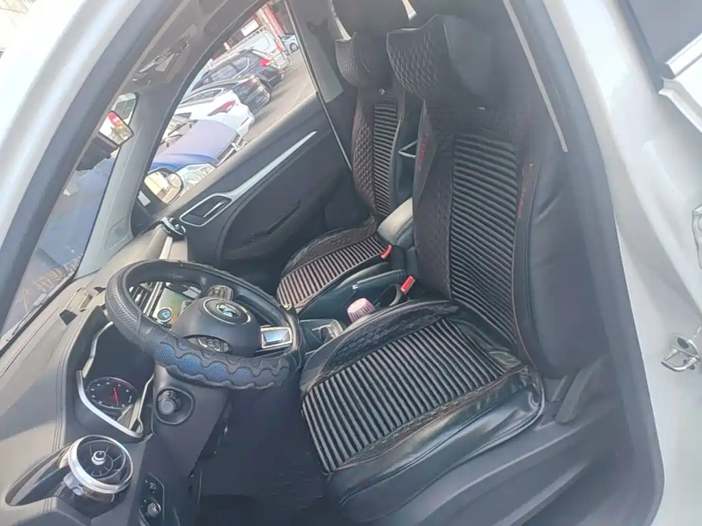 MG ZS 2019 2019 1.5L Manual Global Luxury Edition (China VI)