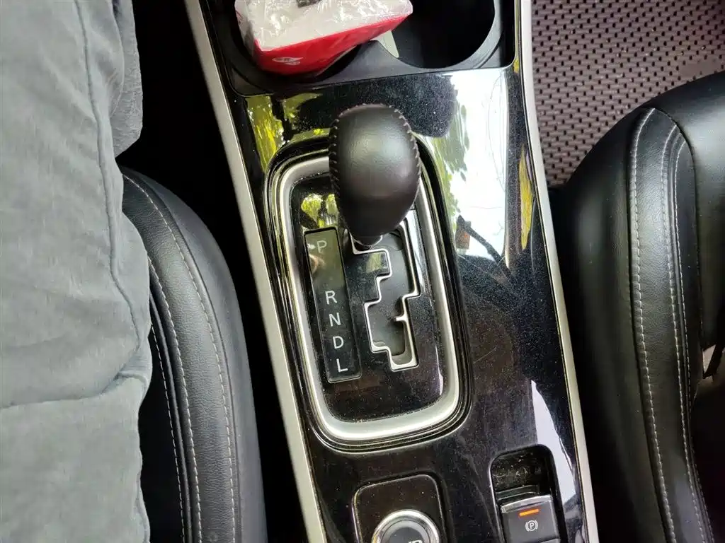 Mitsubishi Outlander 2019 2.4L 4WD Deluxe Edition 5-Seater China VI фото 7