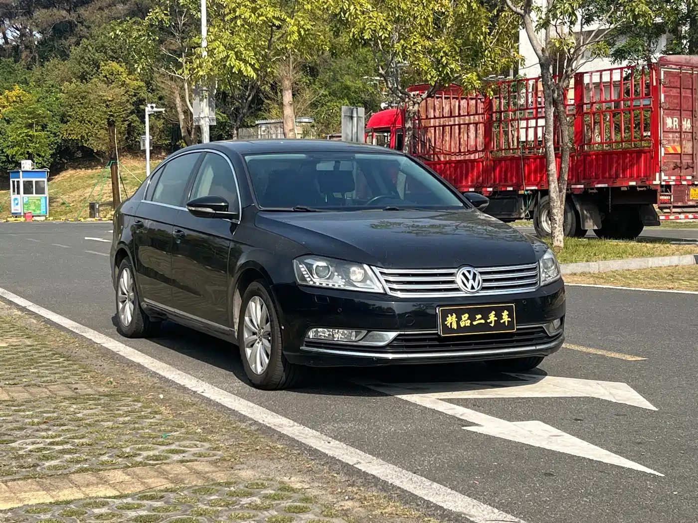 Volkswagen Magotan 2013 1.8TSI Luxury фото 2