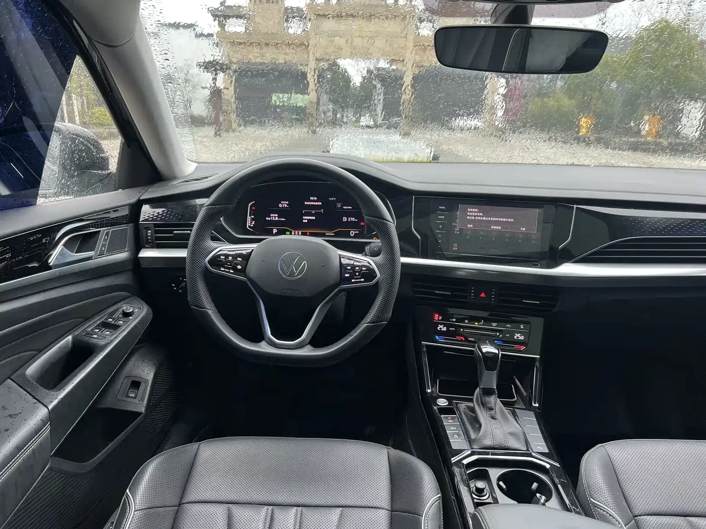 Volkswagen Passat 2024 380TSI Starlight Dragon Soaring Edition фото 12
