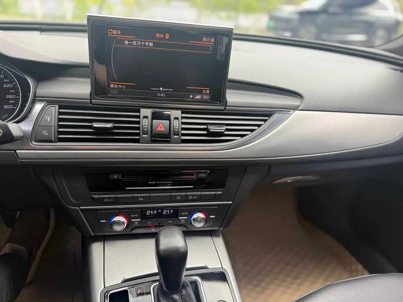 Audi A6L 2018 30th Anniversary 35 TFSI Sport фото 11