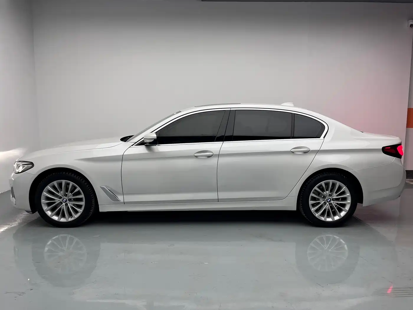 BMW 5 Series 2022 Facelift 525Li Luxury Package фото 8