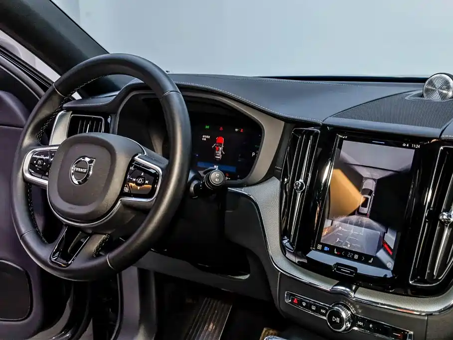 Volvo XC60 Plug-in Hybrid 2024 2024 T8 PHEV Long Range AWD Polar Night Edition
