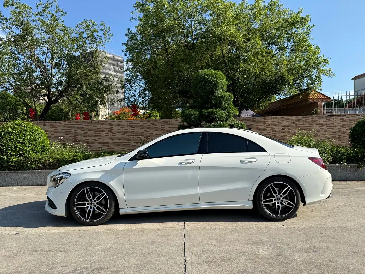 Mercedes-Benz CLA (Import) 2017 CLA 220 4MATIC фото 4
