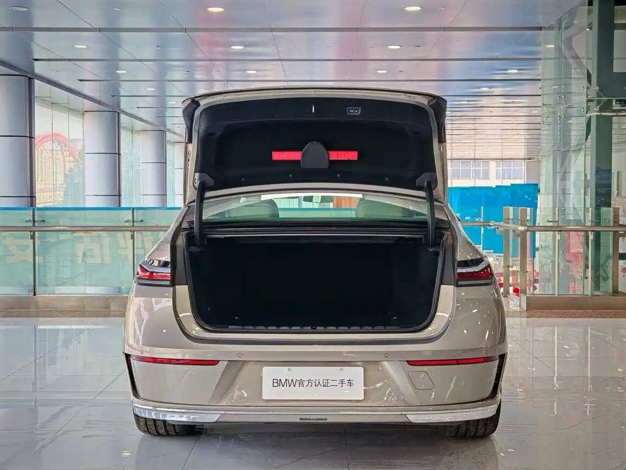 Фото 7 - BMW i7