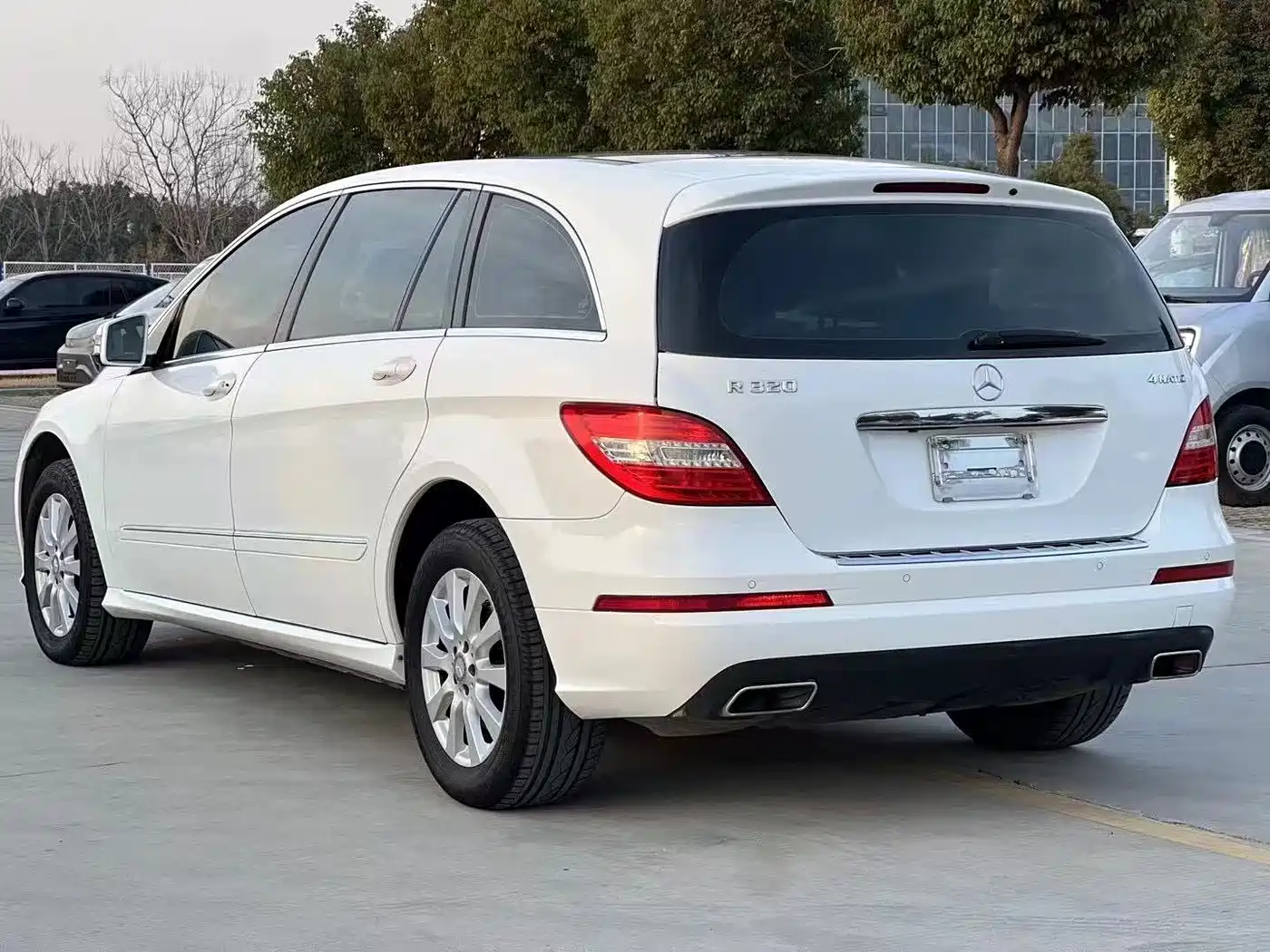 Mercedes-Benz R-Class 2014 R 320 4MATIC Luxury фото 4