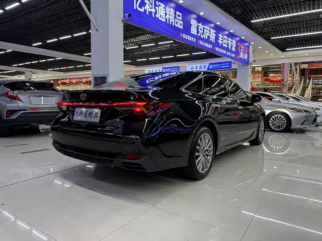 Toyota Avalon 2024 Hybrid 2.0L Luxury Edition — фото 5
