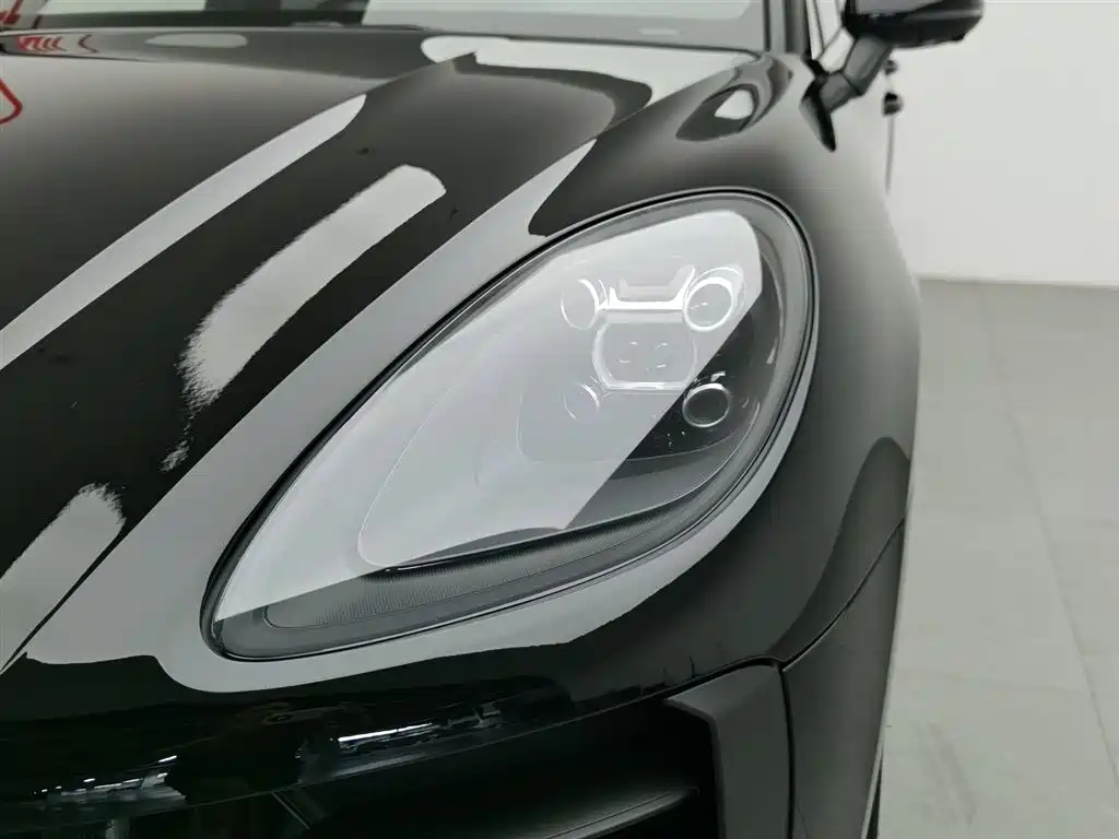 Porsche Macan 2021 Macan 2.0T фото 7