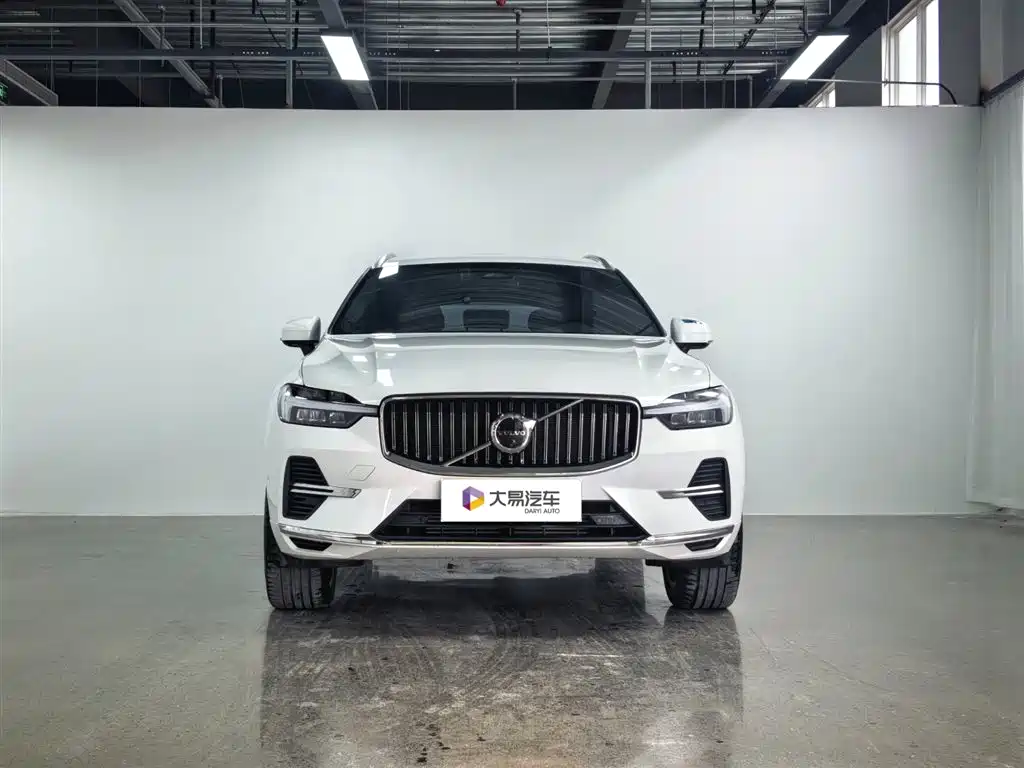 VOLVO XC60 PLUG IN HYBRID