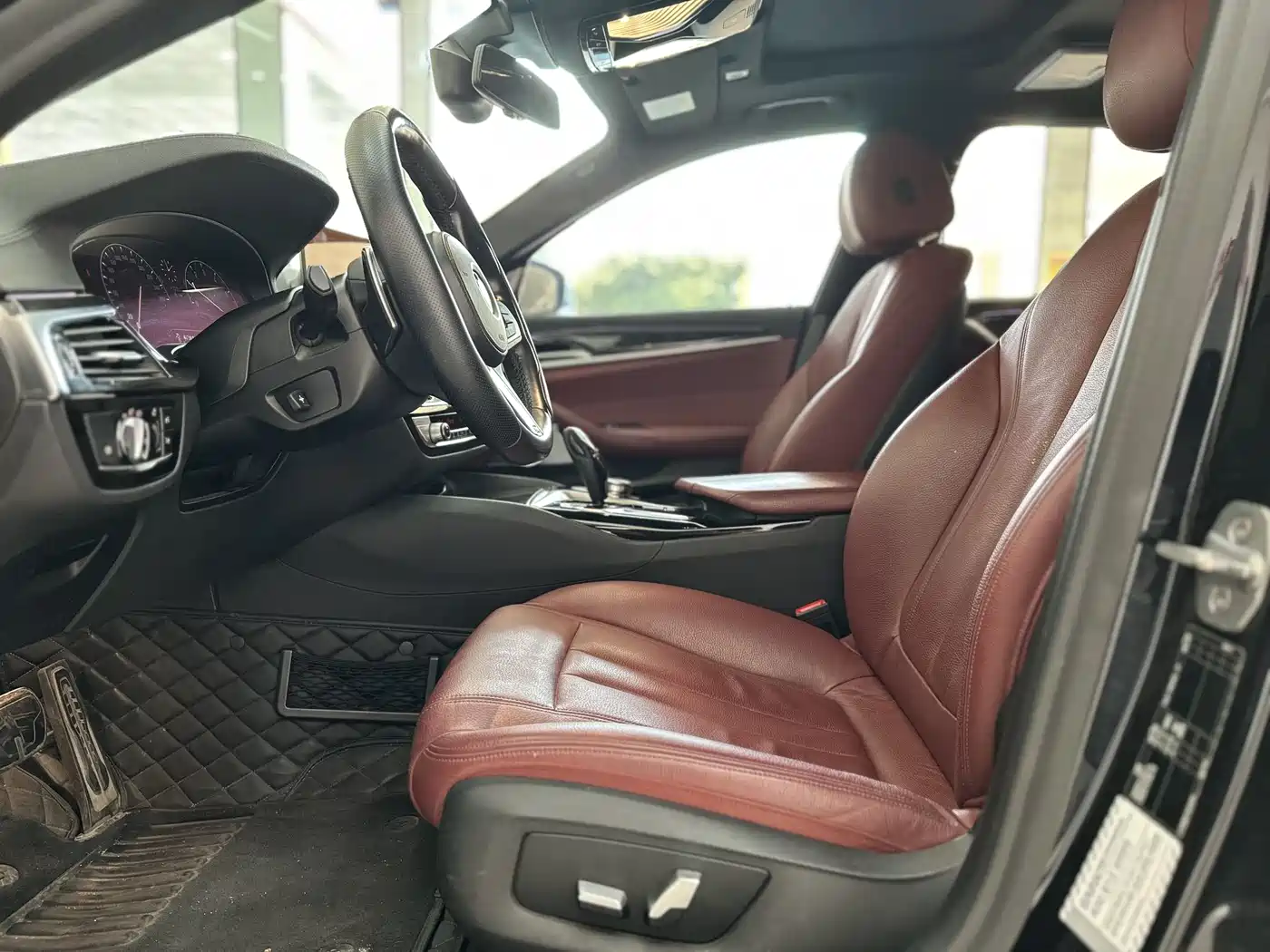 BMW 5 Series 2019 Facelift 530Li Leading M Sport Package фото 5