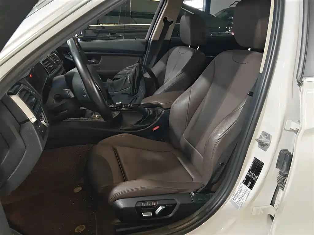 BMW 3 Series 2018 320Li Fashion Style фото 7