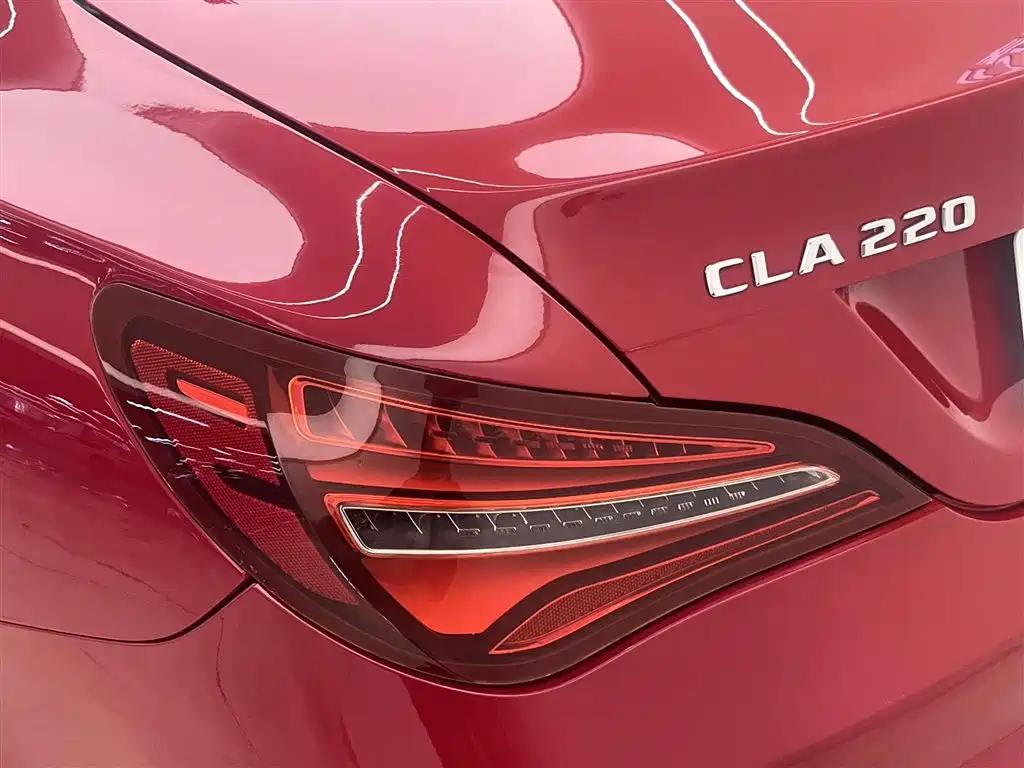 Mercedes-Benz CLA (Import) 2017 CLA 220 4MATIC фото 7