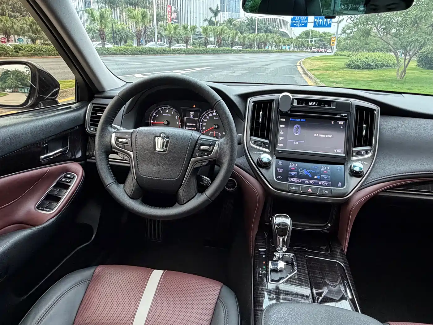 Toyota Crown 2017 2.0T Sport Edition фото 17