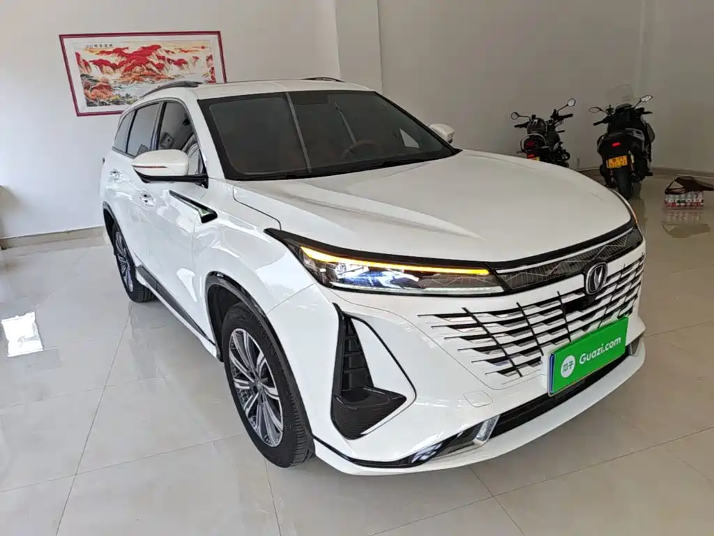 Фото 22 - Changan CS75 PLUS