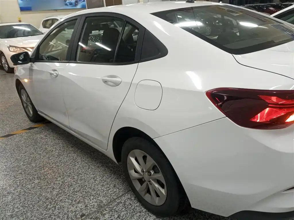 Chevrolet Cavalier 2021 325T Auto Joy Edition фото 21