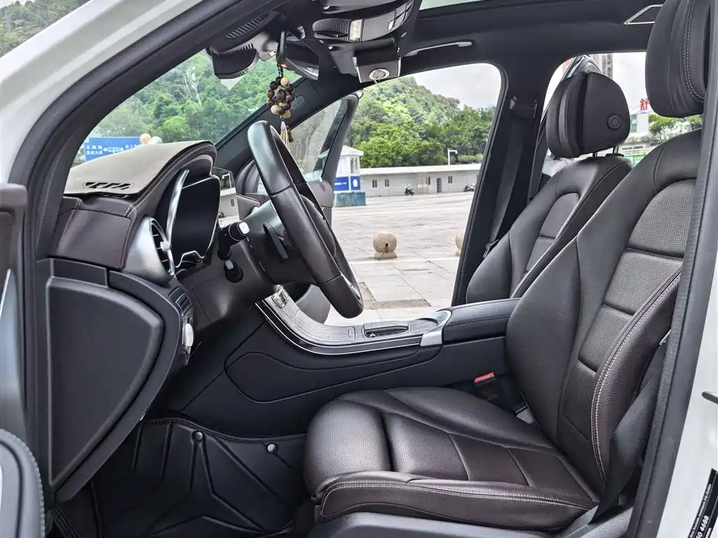 Mercedes-Benz GLC 2022 GLC 300 L 4MATIC Dynamic Collector's Edition фото 6