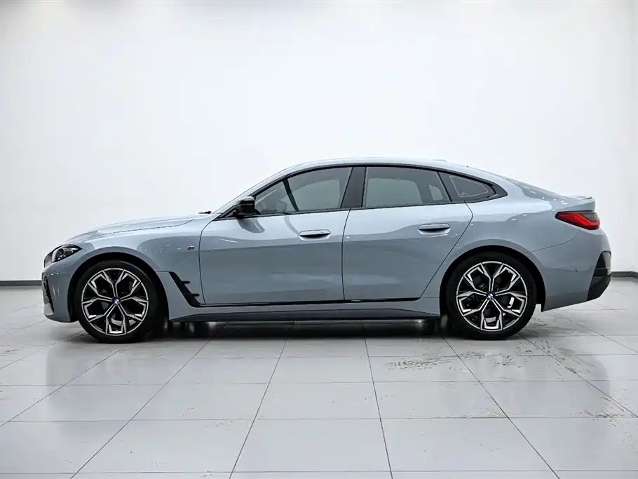 BMW 4 Series 2022 430i Gran Coupe M Sport Night Package фото 5