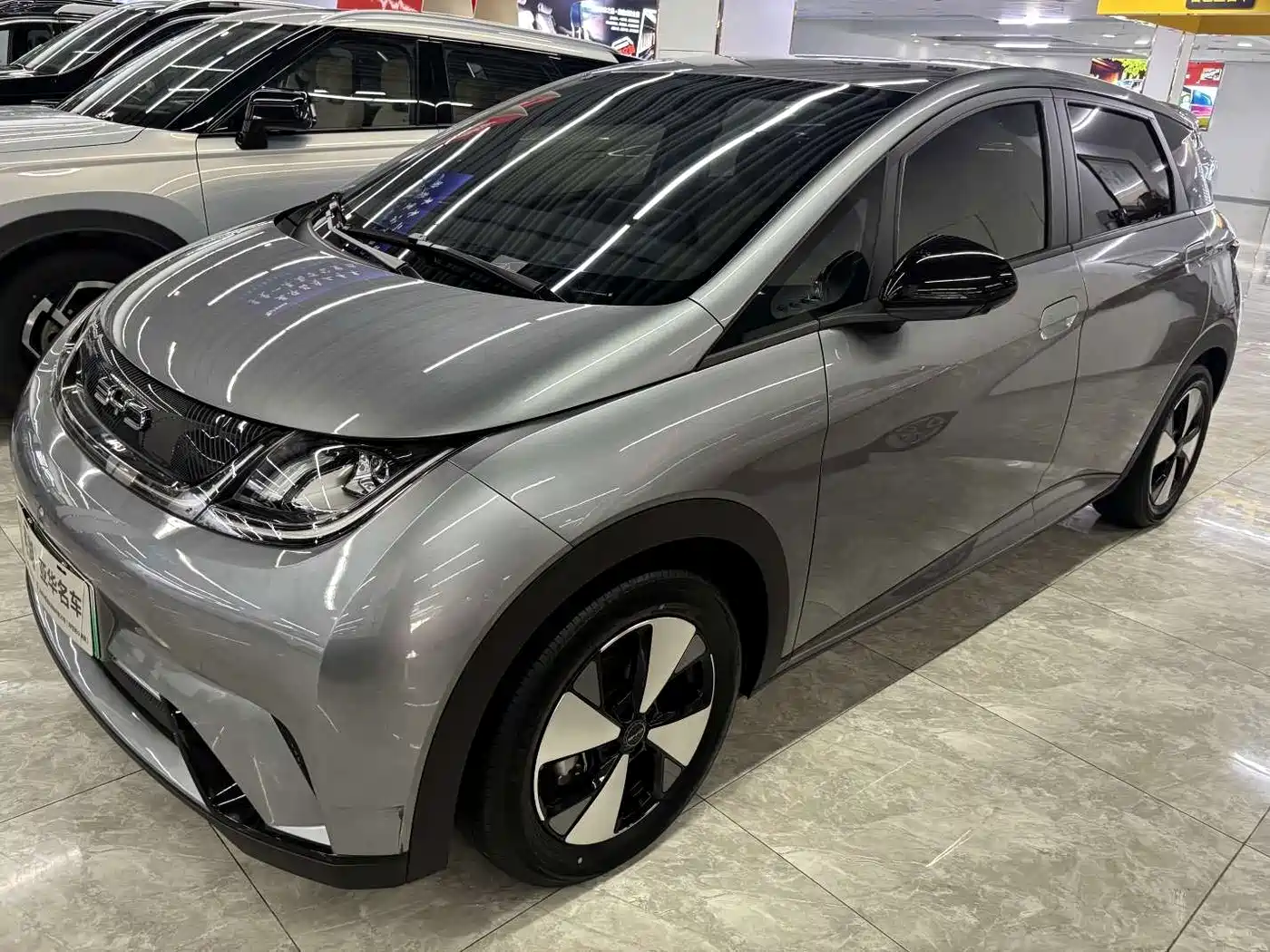 BYD Dolphin 2023