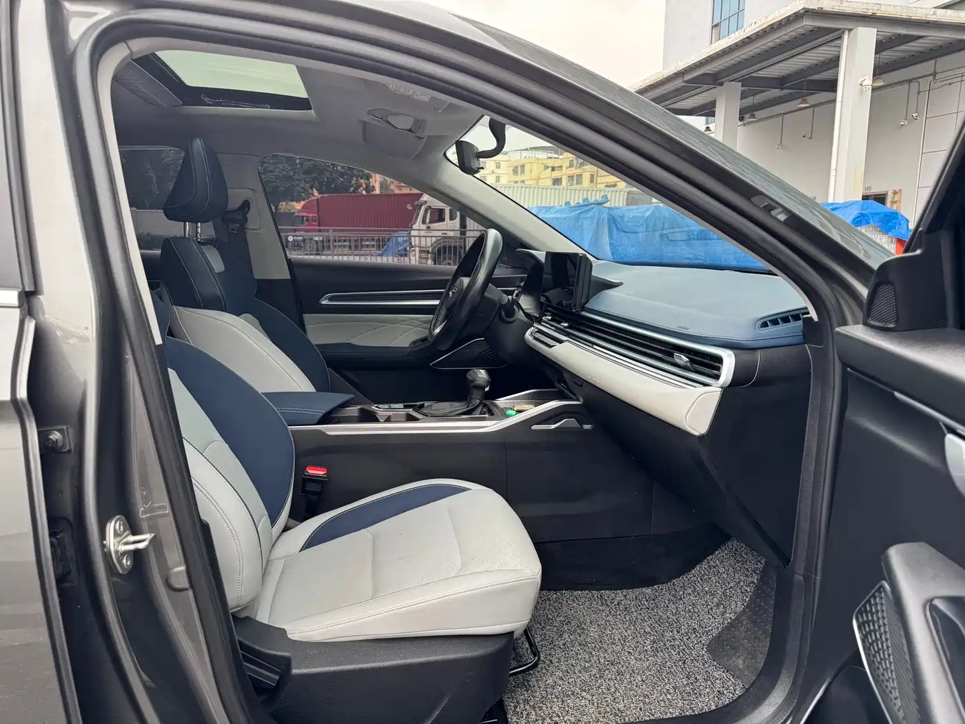 GEELY AUTOMOBILE EMGRAND