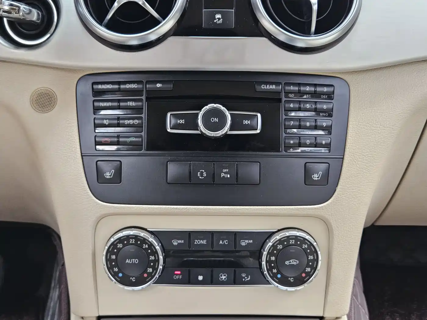 Mercedes-Benz GLK-Class 2013 GLK 300 4MATIC Dynamic фото 18