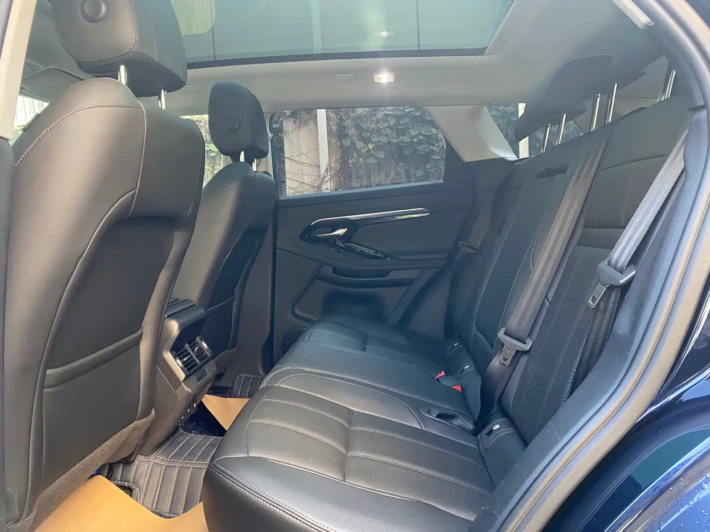 Land Rover Range Rover Evoque 2020 249PS Youth Edition фото 10