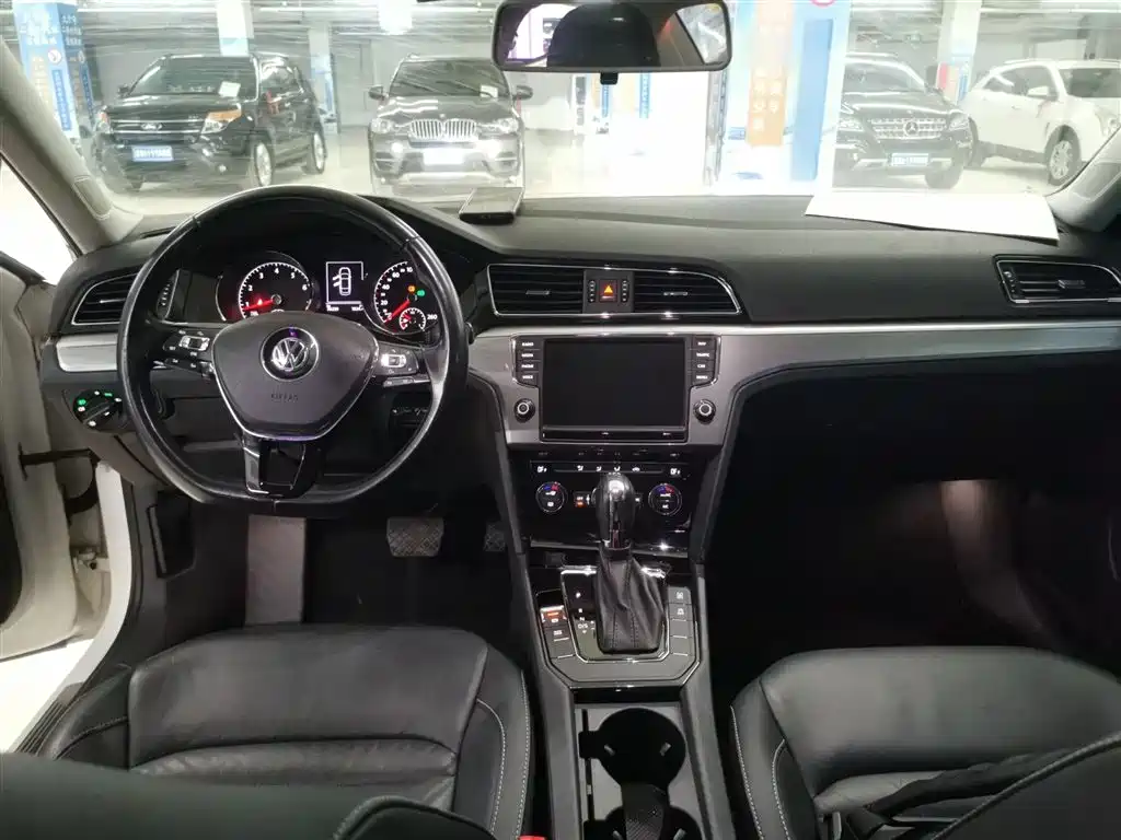 Volkswagen Lamando 2018 280TSI DSG Comfort Edition фото 10
