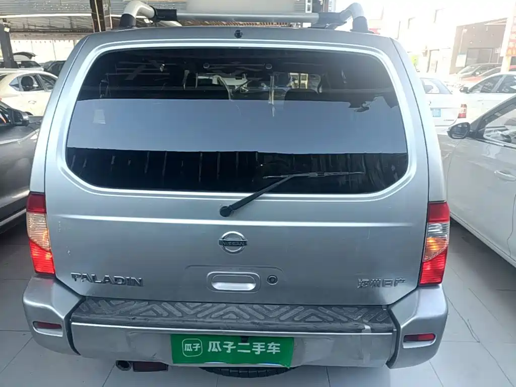 Nissan Paladin 2016 2013 2.4L 2WD Standard China V