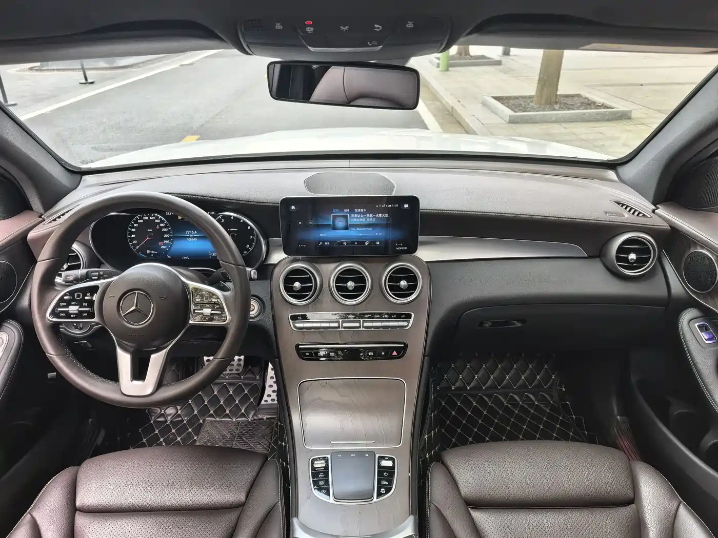 Mercedes-Benz GLC 2020 GLC 300 L 4MATIC Dynamic фото 13